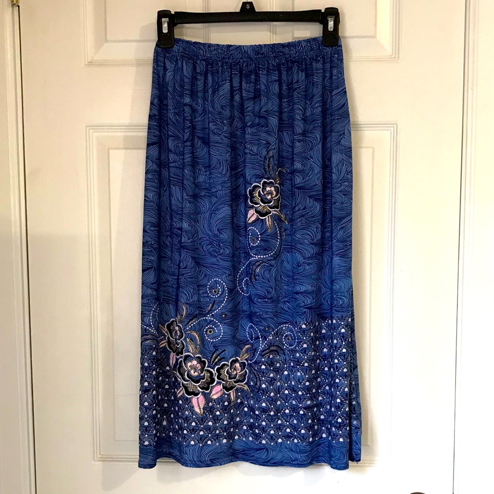 Midi floral skirt